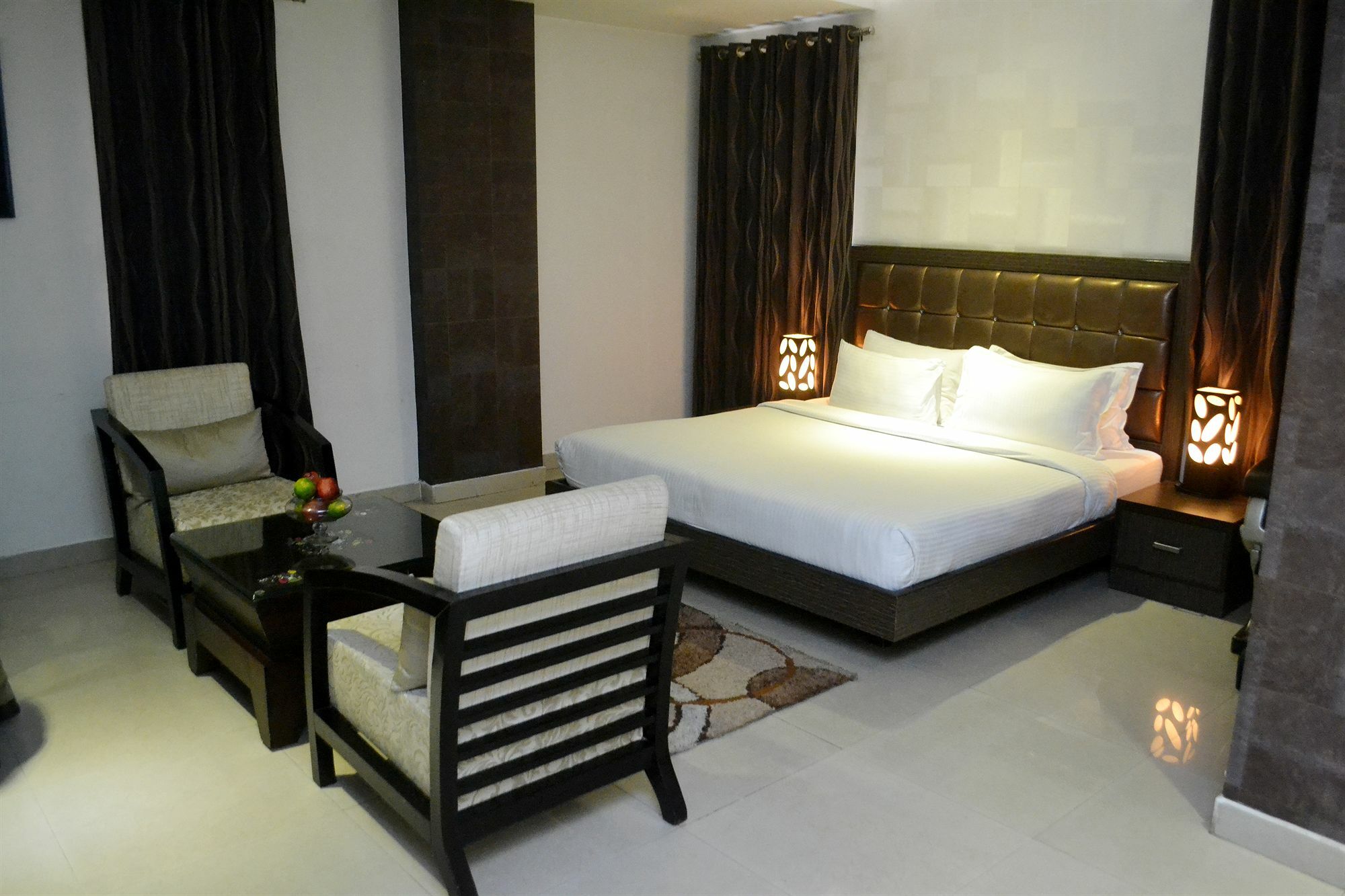 Genx Le Crescent Ghaziabad Hotel Ngoại thất bức ảnh